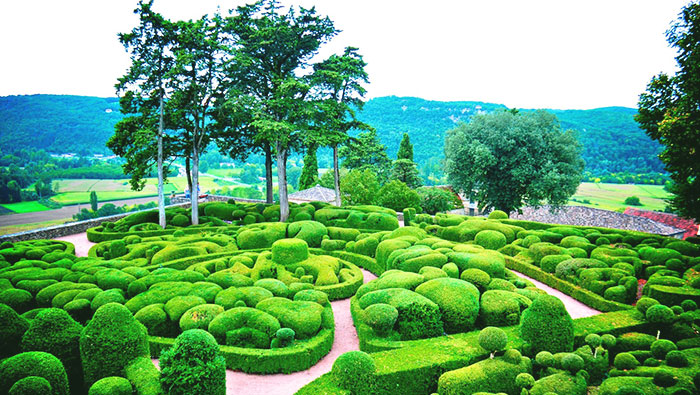  The-Gardens-at- Marqueyssac